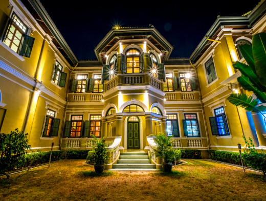 Luxury Properties